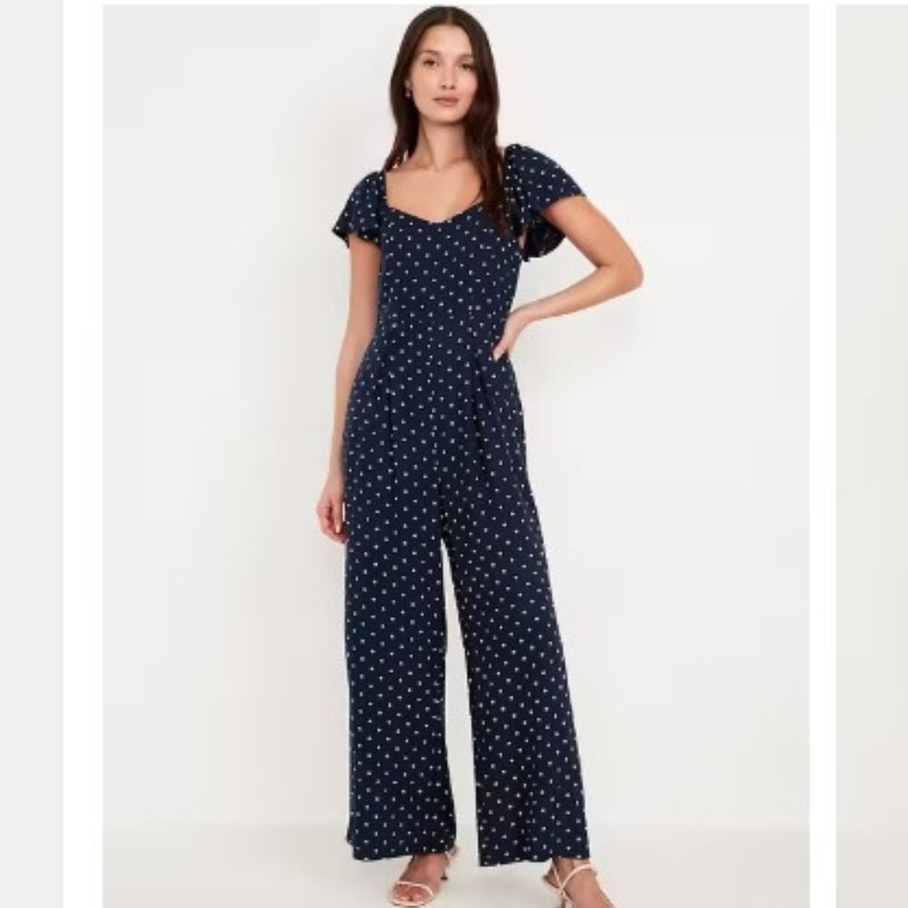 NWT Old Navy Fit & Flare Flutter Sleeve Crepe Jumpsuit (with Pockets!)